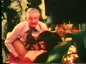 Nikki porno español  ...
