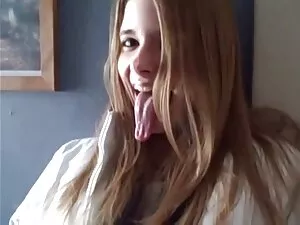 Hermosa ama de casa  ...