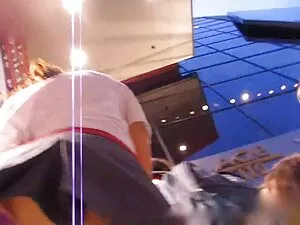 Brittney chupa la po ...