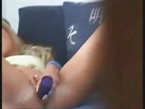 Pareja enseña a sexo ...